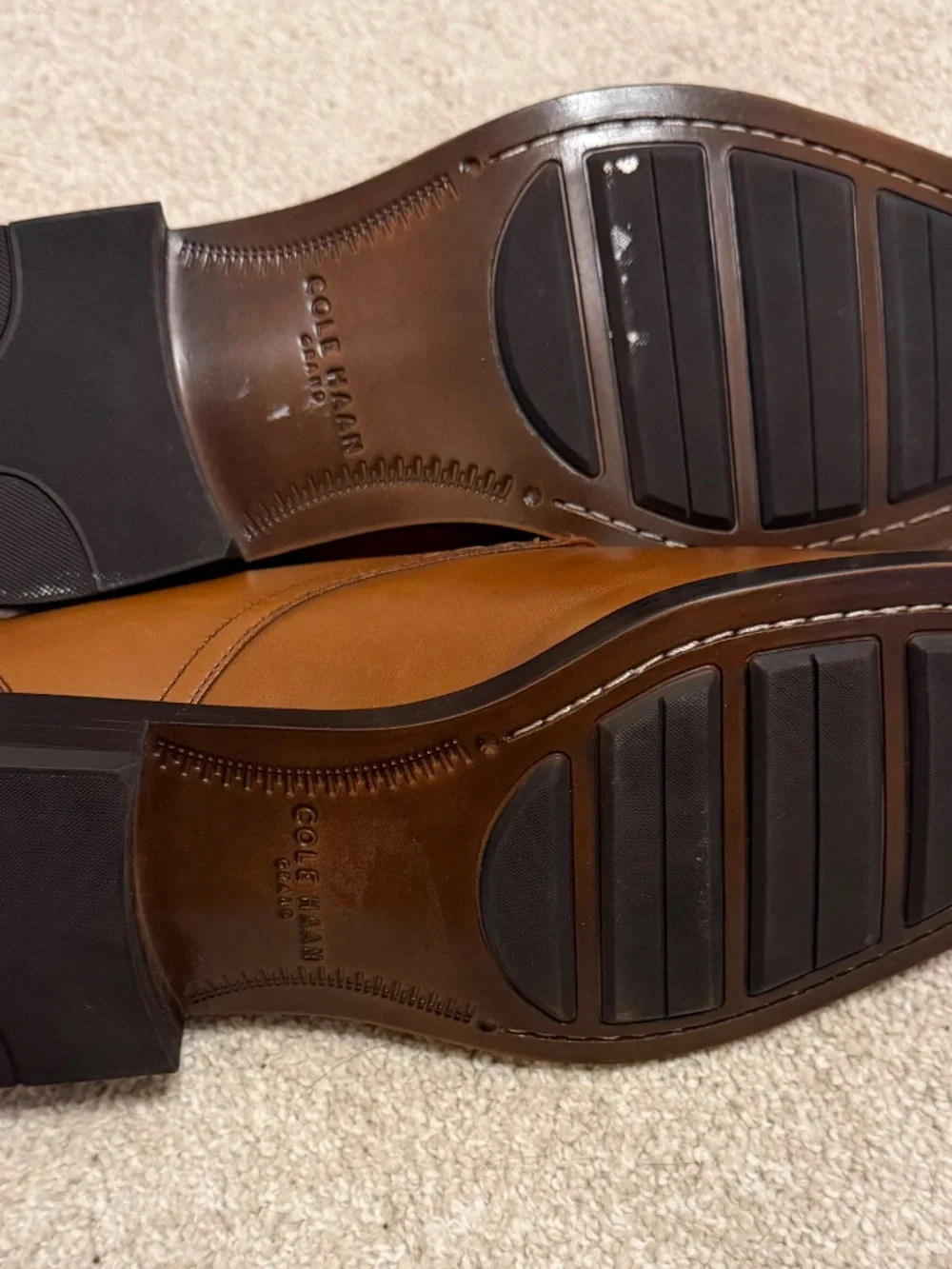 Men’s Cole Haan leather dress shoes size 11.5